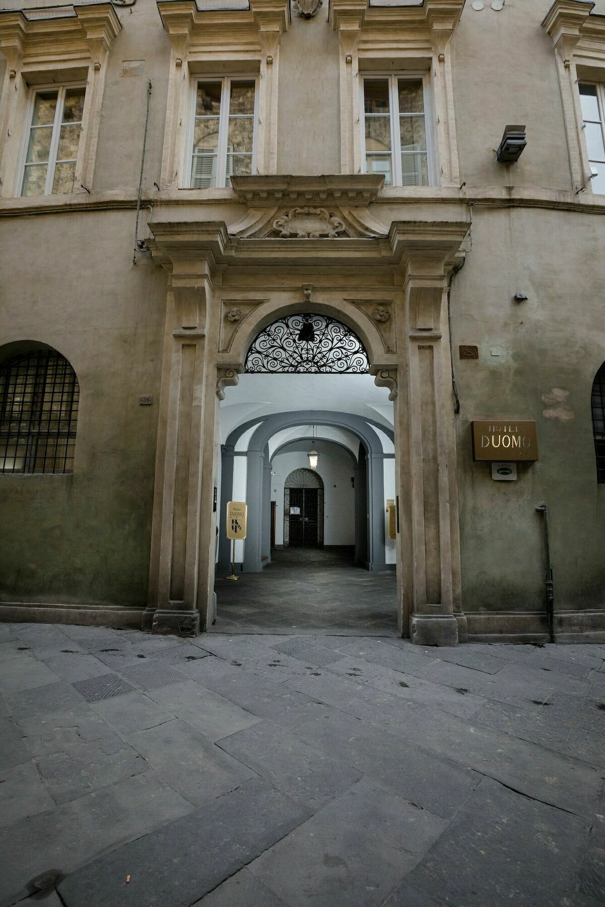 Hotel Duomo Сиена Экстерьер фото